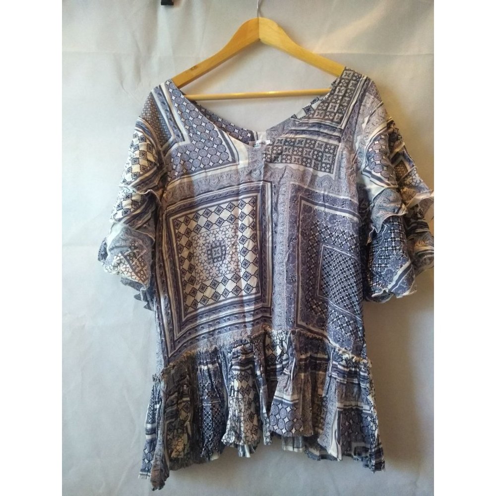 NWT Pure Nordic Blue & White V-Neck Tiered Short Sleeve Babydoll Blouse Size M